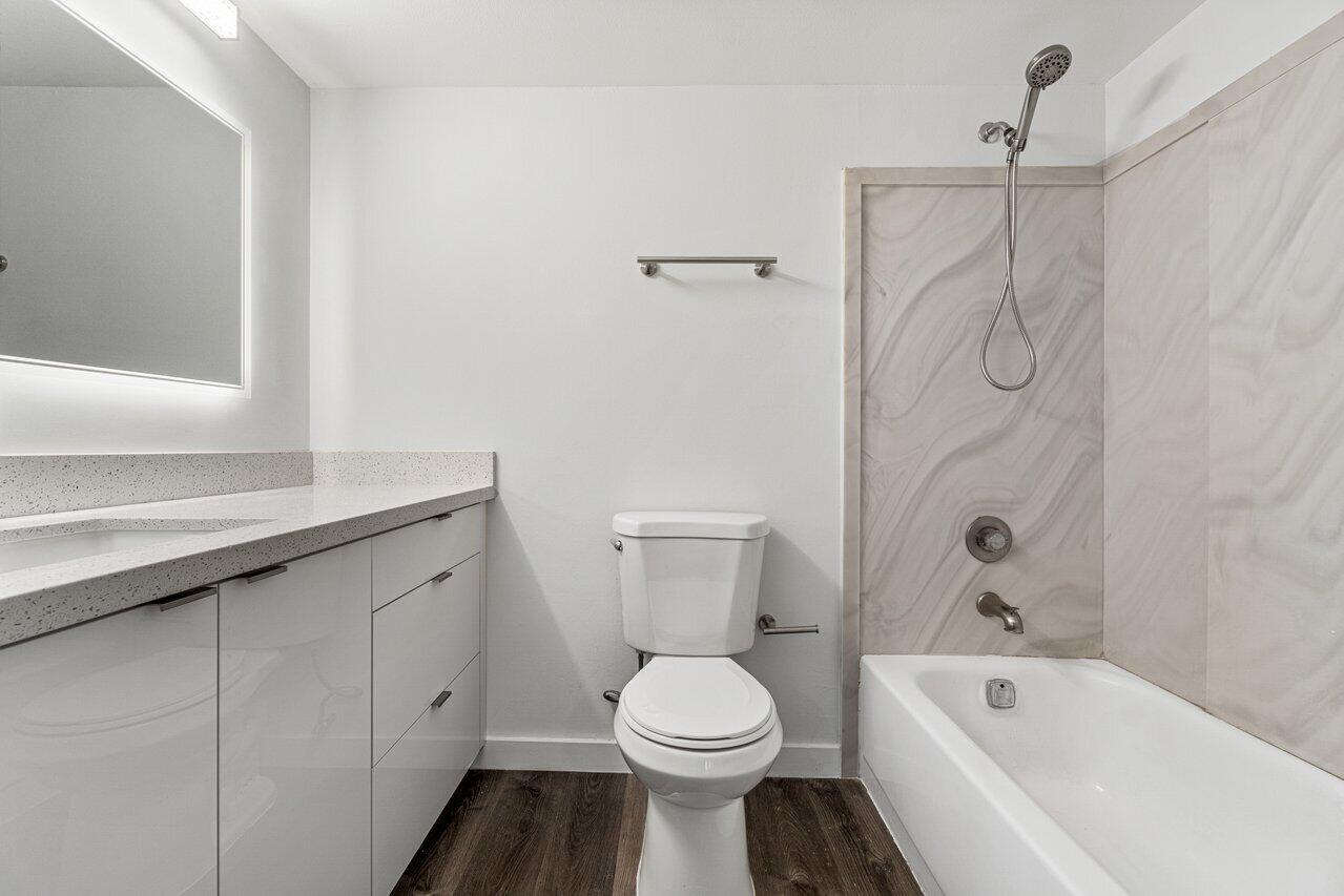 2300 Southwest 22nd Avenue, Unit 116 Delray Beach, FL 33445 - Photo 11 of 37 022-2300Southwest22ndAvenue-DelrayBeach-