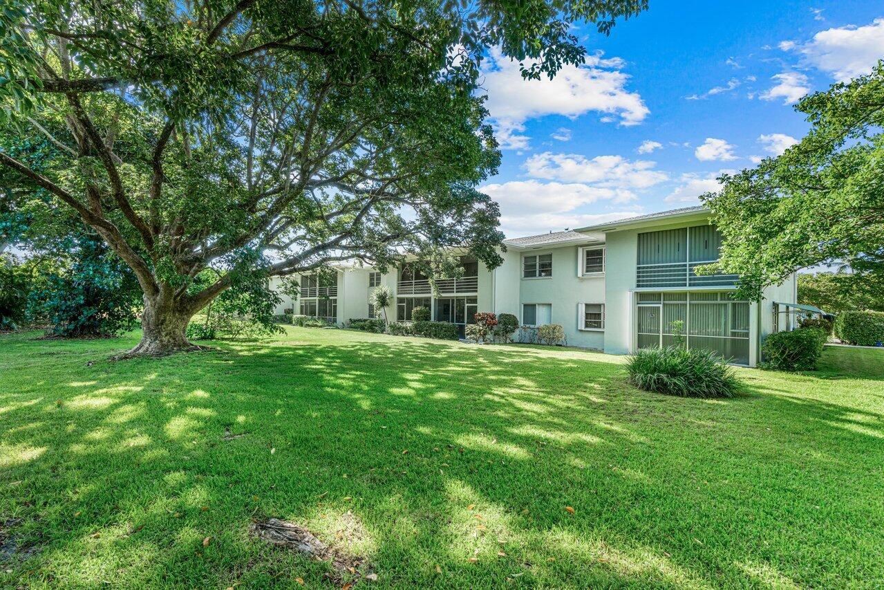 2300 Southwest 22nd Avenue, Unit 116 Delray Beach, FL 33445 - Photo 21 of 37 027-2300Southwest22ndAvenue-DelrayBeach-