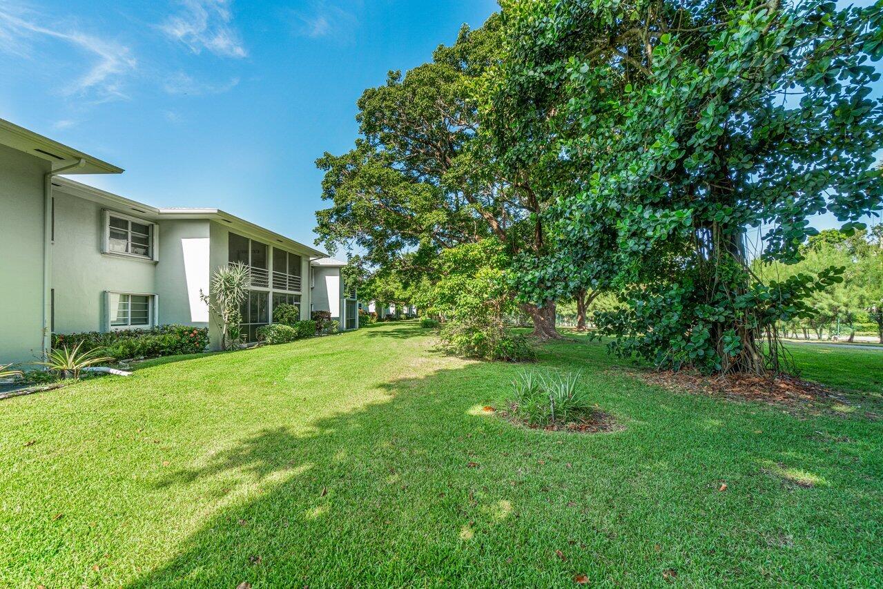 2300 Southwest 22nd Avenue, Unit 116 Delray Beach, FL 33445 - Photo 22 of 37 029-2300Southwest22ndAvenue-DelrayBeach-
