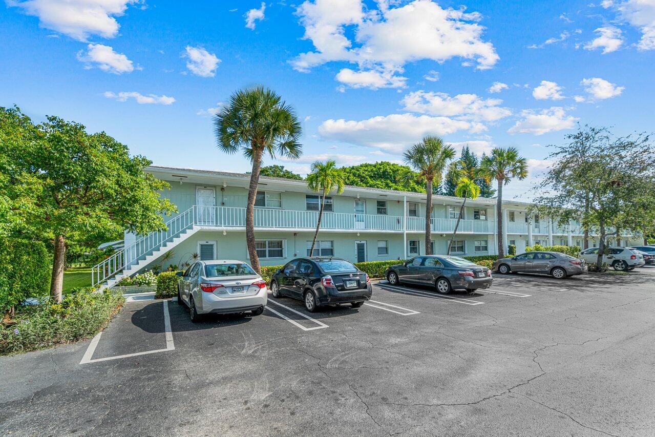 2300 Southwest 22nd Avenue, Unit 116 Delray Beach, FL 33445 - Photo 24 of 37 002-2300Southwest22ndAvenue-DelrayBeach-