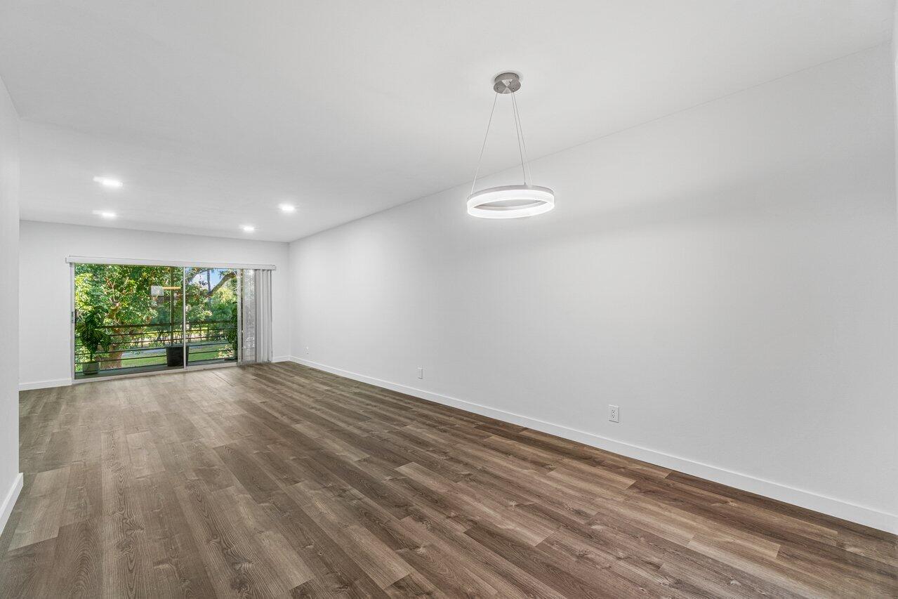 2300 Southwest 22nd Avenue, Unit 116 Delray Beach, FL 33445 - Photo 6 of 37 004-2300Southwest22ndAvenue-DelrayBeach-