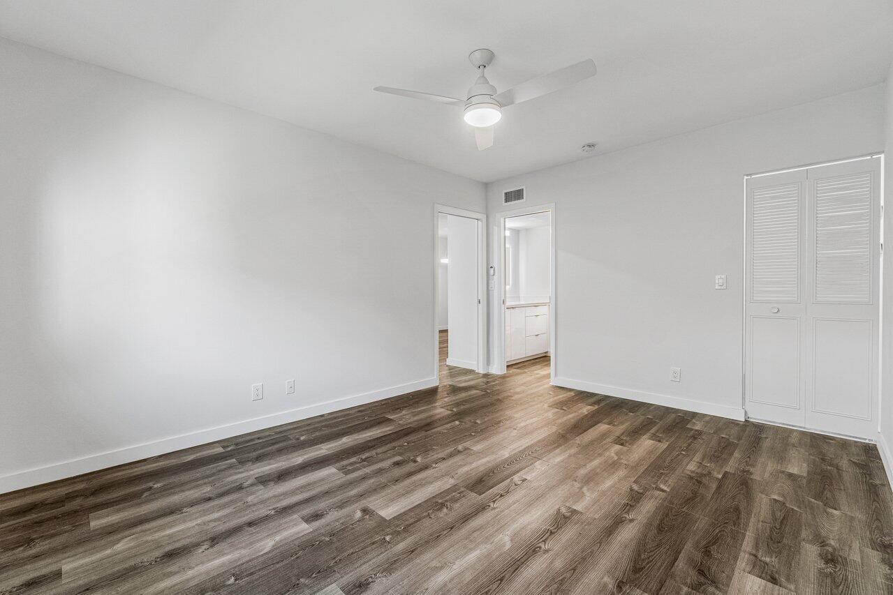 2300 Southwest 22nd Avenue, Unit 116 Delray Beach, FL 33445 - Photo 9 of 37 018-2300Southwest22ndAvenue-DelrayBeach-