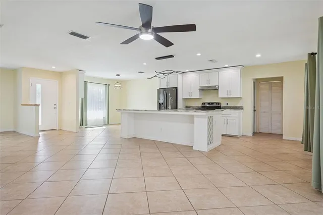 $2,350 | 1255 Foggy Ridge Parkway, Lutz, FL 33559