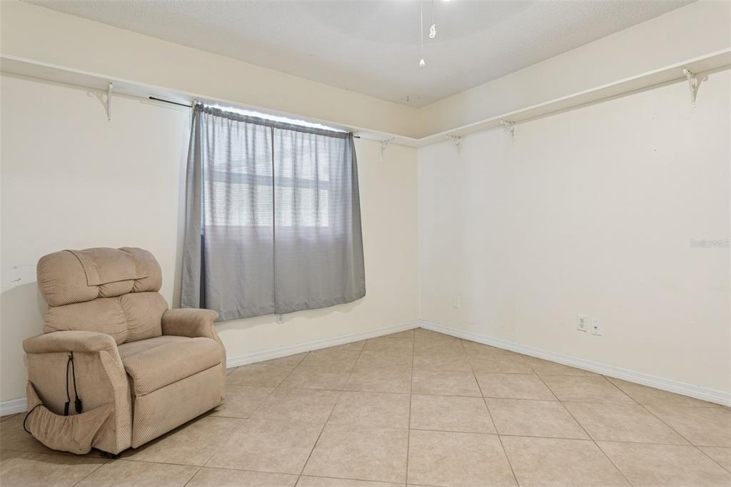 1255 Foggy Ridge Parkway Lutz, FL 33559 - Photo 13 of 28