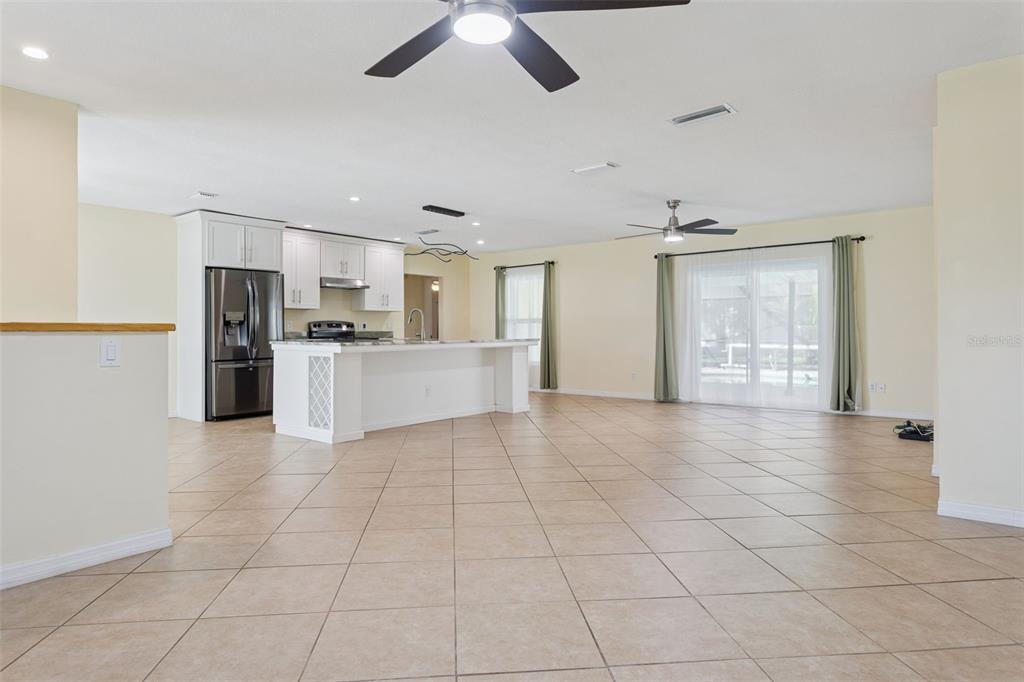 1255 Foggy Ridge Parkway Lutz, FL 33559 - Photo 9 of 28