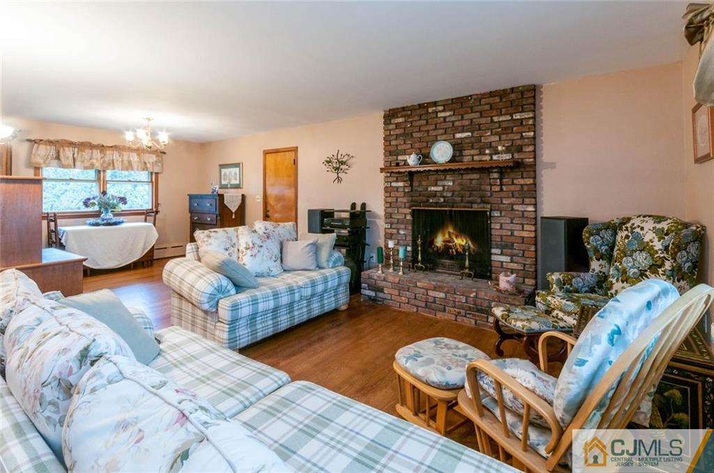 1271 Sioux Road North Brunswick, NJ 08902 - Photo 12 of 25 Gallery Image 12