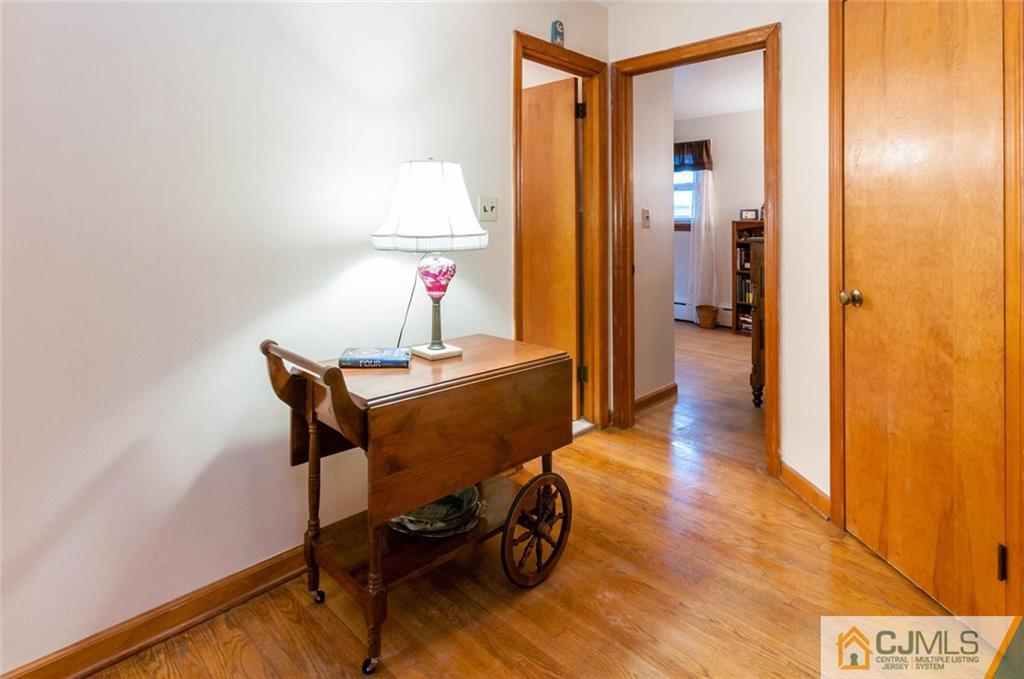 1271 Sioux Road North Brunswick, NJ 08902 - Photo 18 of 25 Gallery Image 18