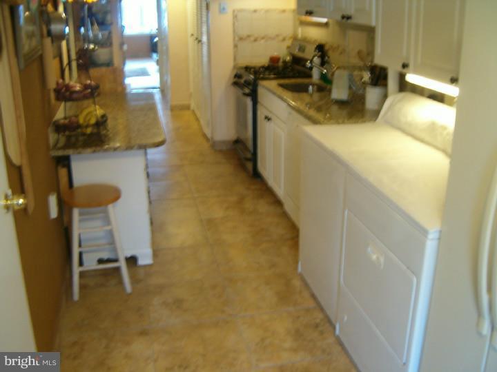 1130 Medway Road Philadelphia, PA 19115 - Photo 23 of 25 Laundry Room