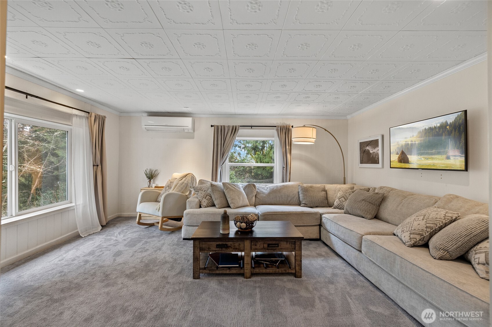 21260 Lake 16 Road Mount Vernon, WA 98274 - Photo 13 of 40 a living room with furniture and a large window
