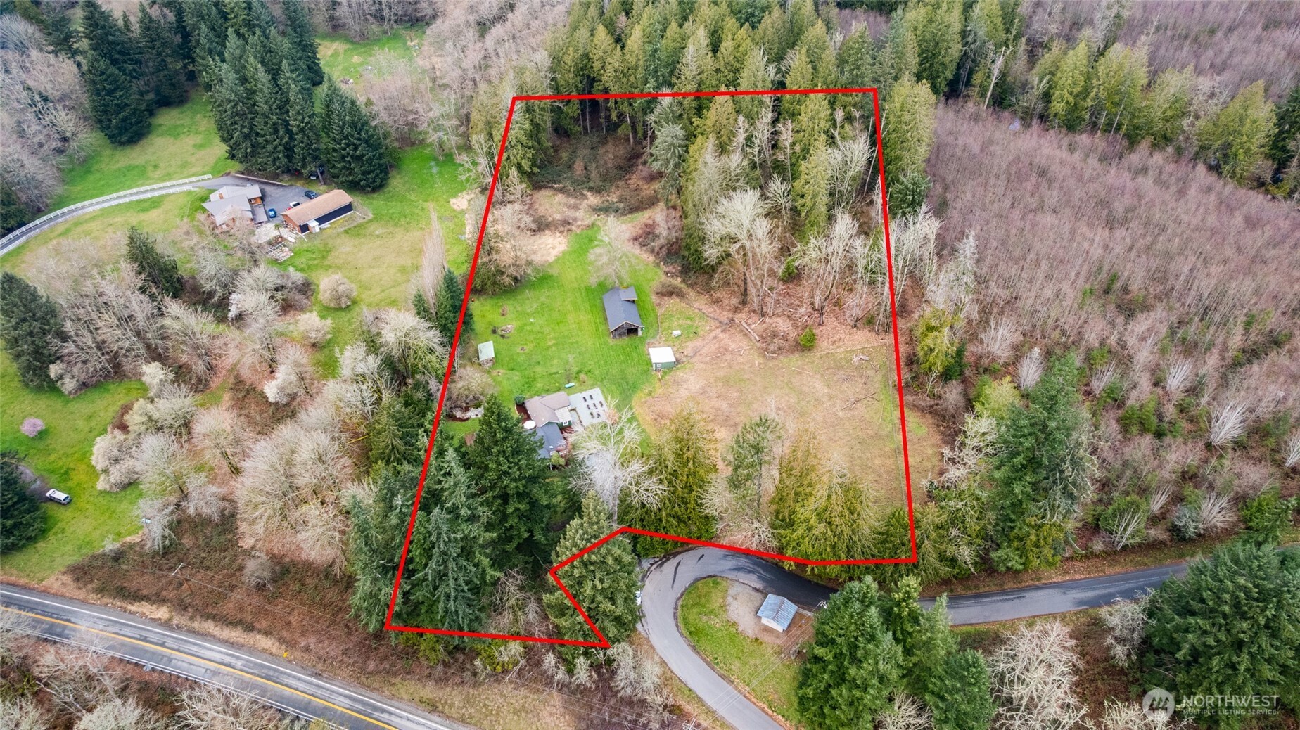 21260 Lake 16 Road Mount Vernon, WA 98274 - Photo 24 of 40 an aerial view of a house with a yard