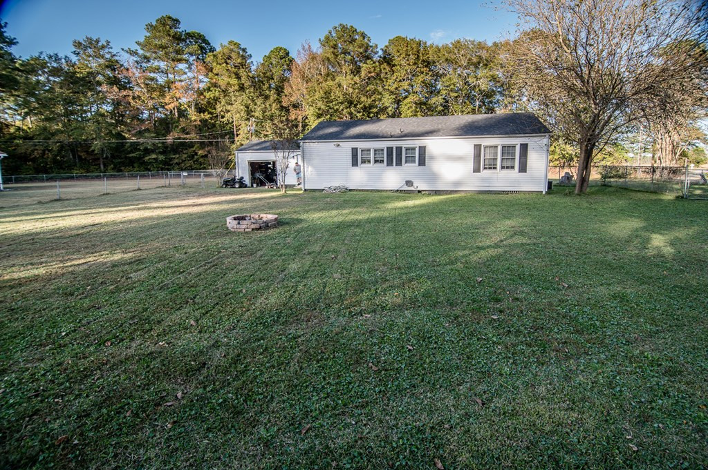 951 Meadowbrook Road Sumter, SC 29153 - Photo 3 of 31 Gallery Image 3