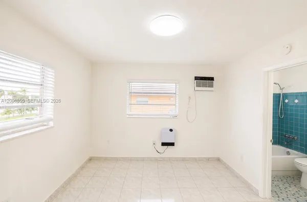 $1,600 | 7155 West 14th Court, Unit 16, Hialeah, FL 33014