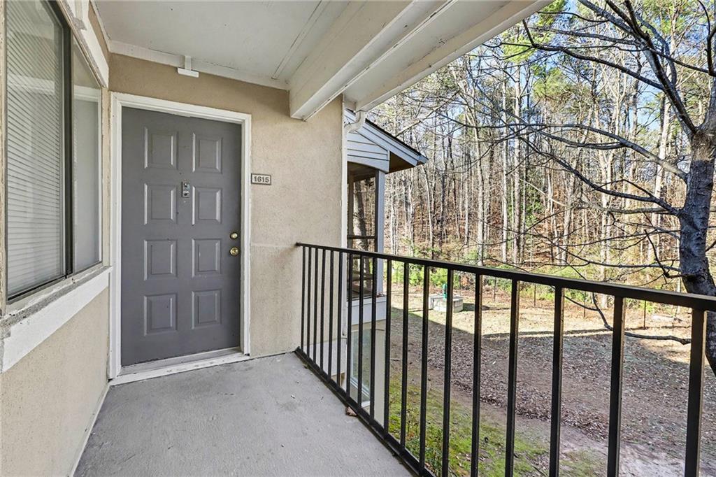 1615 Wingate Way Atlanta, GA 30350 - Photo 5 of 27