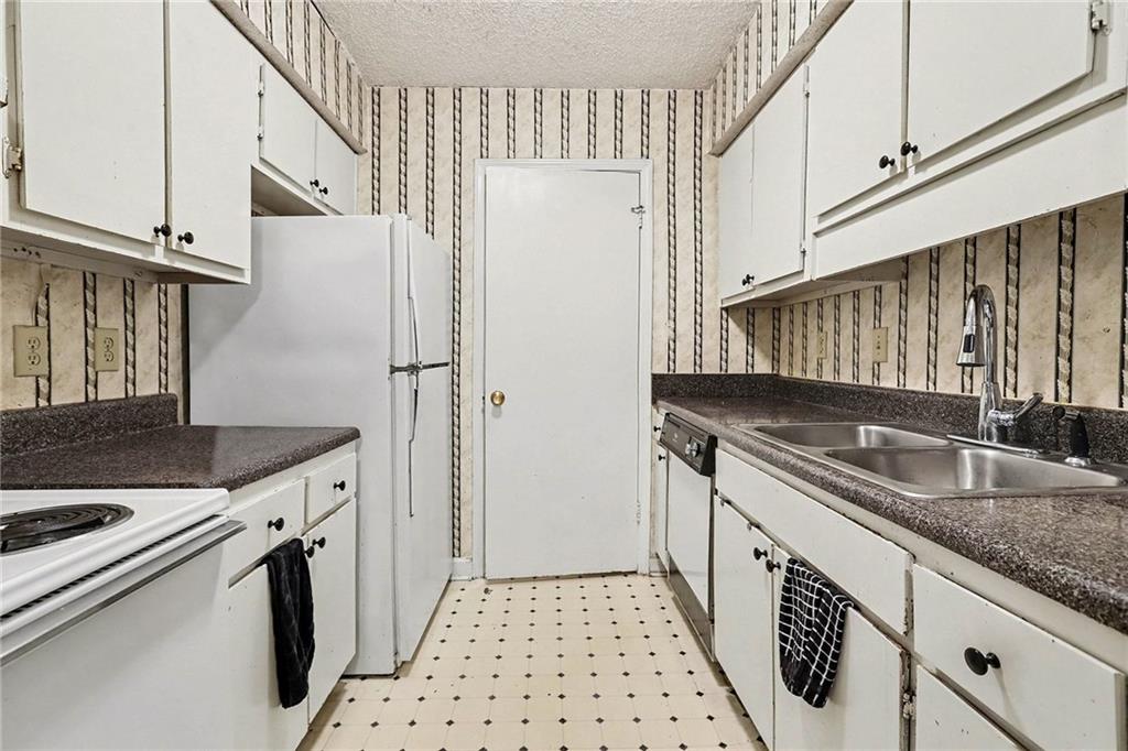 1615 Wingate Way Atlanta, GA 30350 - Photo 8 of 27