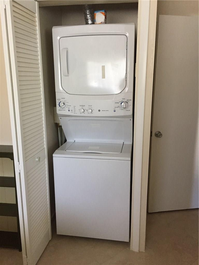 2100 Northeast 38th Street, Unit 112 Lighthouse Point, FL 33064 - Photo 6 of 9 Photo 6