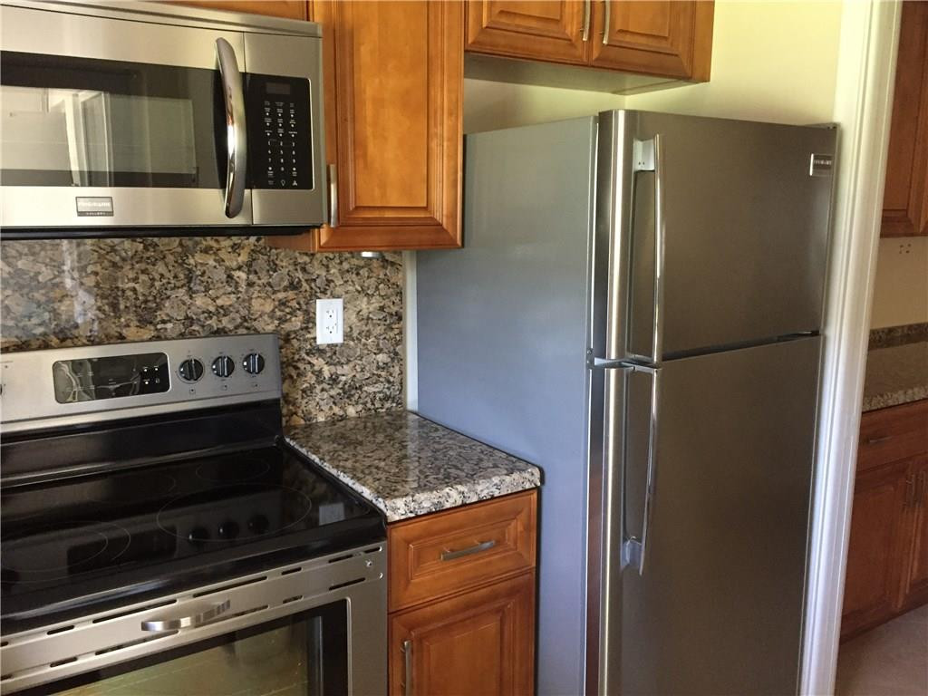 2100 Northeast 38th Street, Unit 112 Lighthouse Point, FL 33064 - Photo 8 of 9 Photo 8