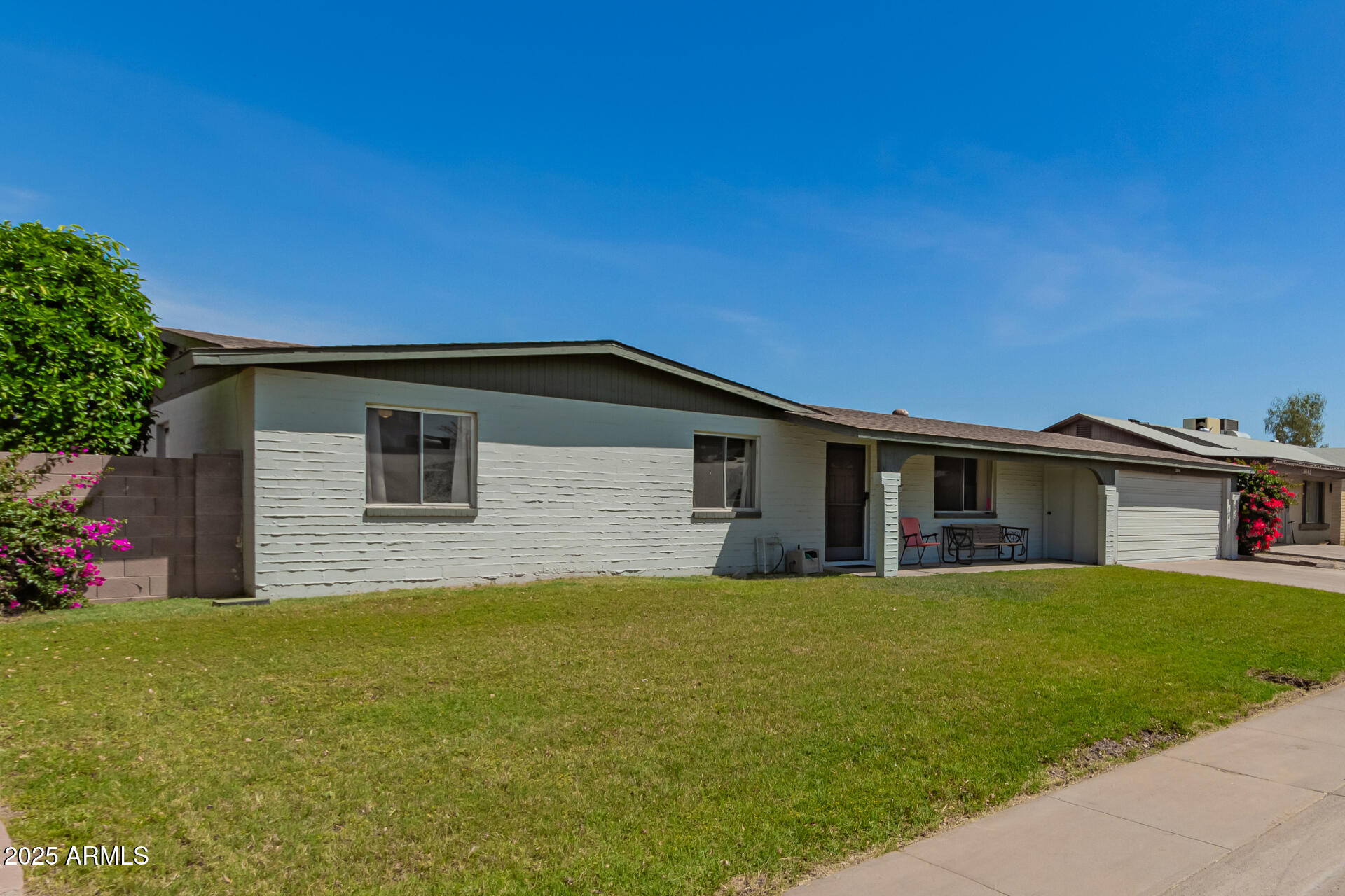 3846 West Hatcher Road Phoenix, AZ 85051 - Photo 4 of 39 04 - Hatcher