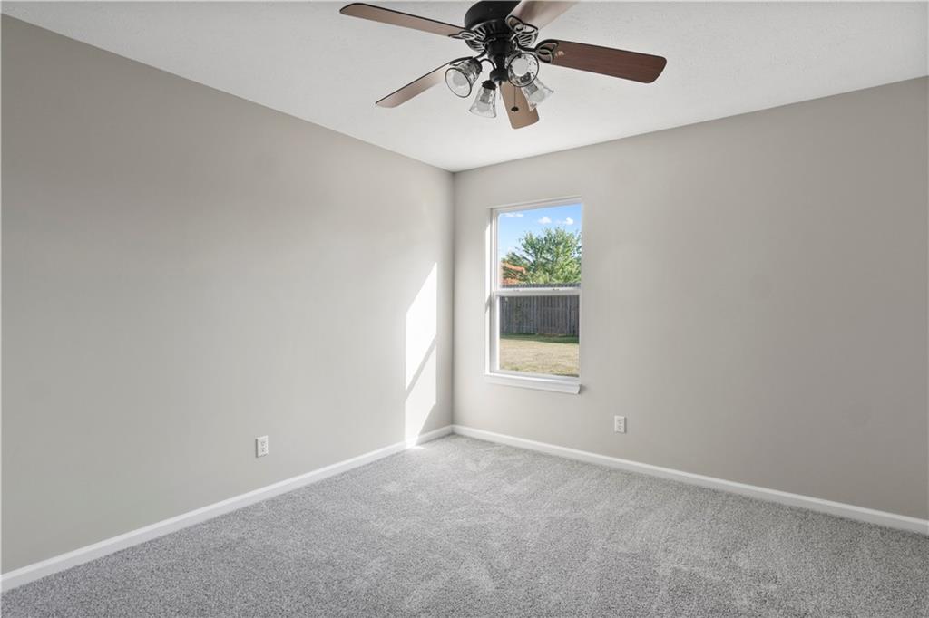 609 Hanover Road Brownsburg, IN 46112 - Photo 18 of 32
