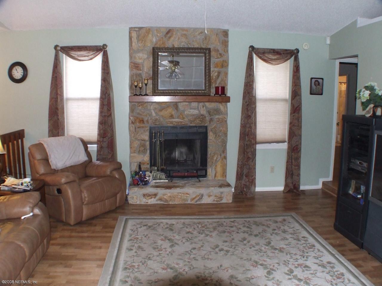 5461 Manfields Place Jacksonville, FL 32207 - Photo 4 of 9 Great Room