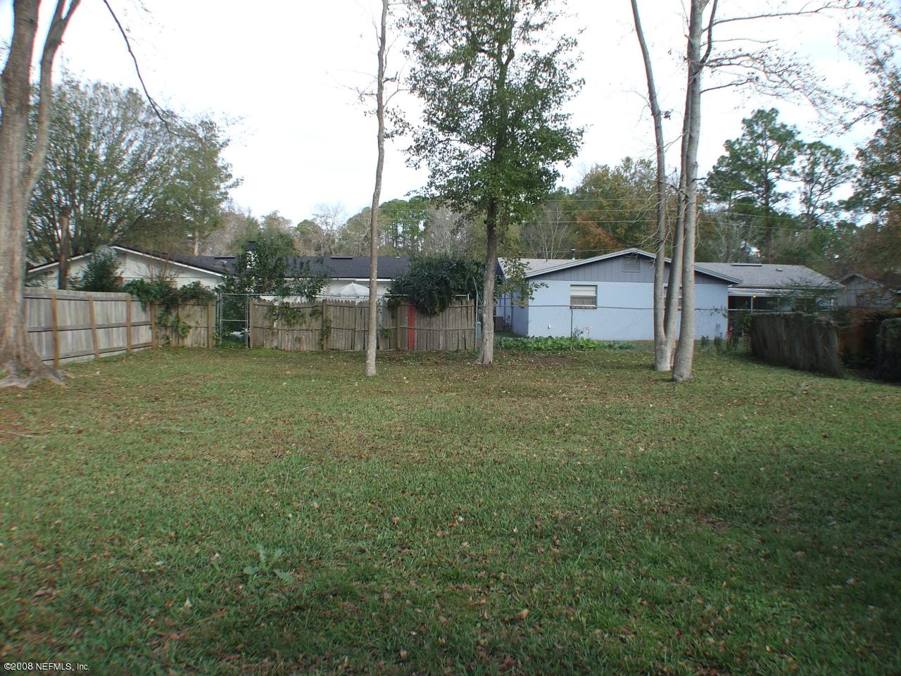 5461 Manfields Place Jacksonville, FL 32207 - Photo 9 of 9 Backyard and Shed