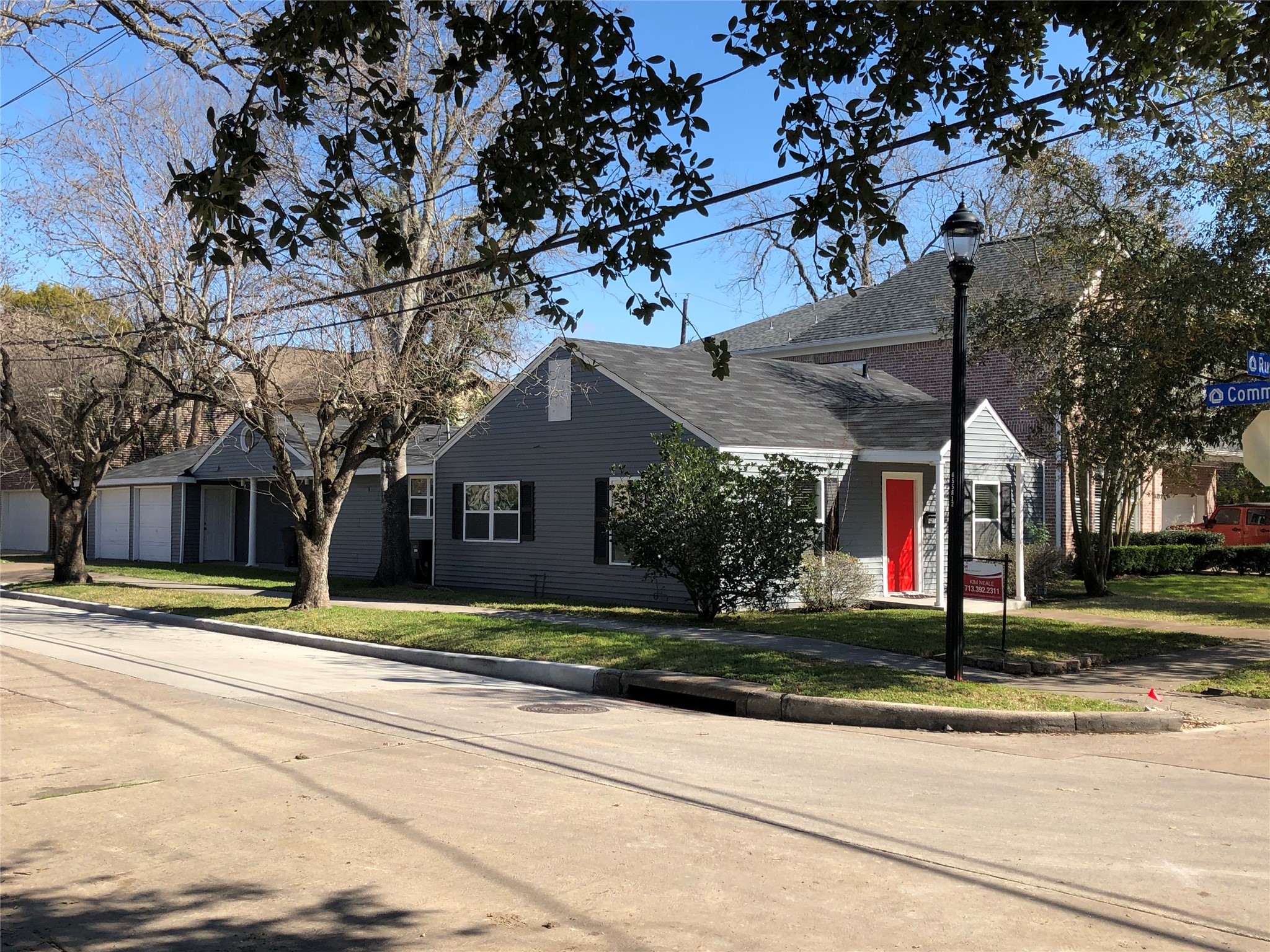 4236 Ruskin Street Houston, TX 77005 - Photo 1 of 19 Corner lot with side and front entrances.