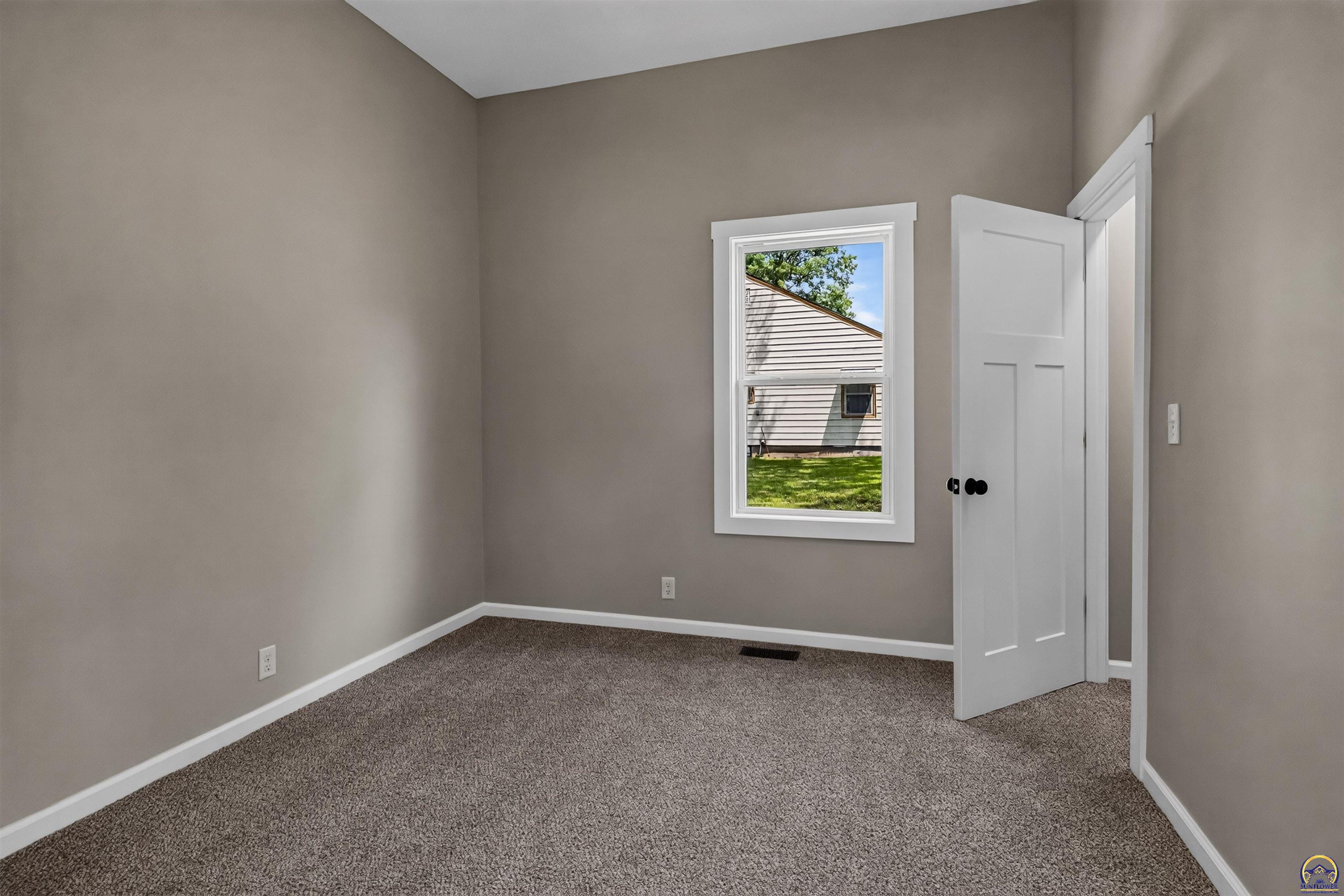 100 East 8th Street Onaga, KS 66521 - Photo 14 of 26