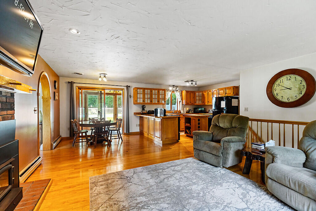 573 Augusta Road Belgrade, ME 04917 - Photo 30 of 63 30_BP5A3360_DxO_mls