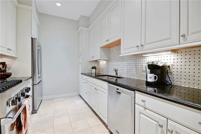 $625,000 | 4900 Central Street, Unit 104, Kansas City, MO 64112