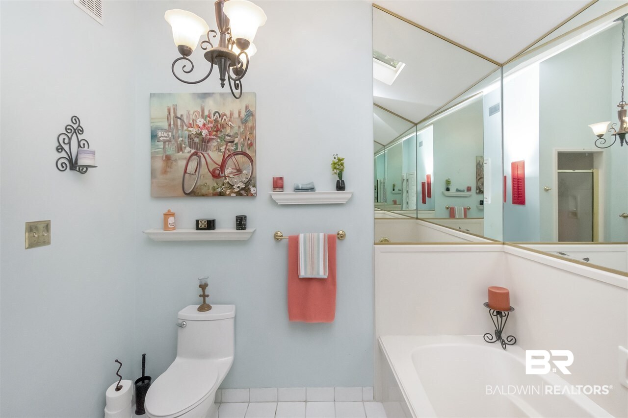 907 Wesley Avenue Mobile, AL 36609 - Photo 23 of 36