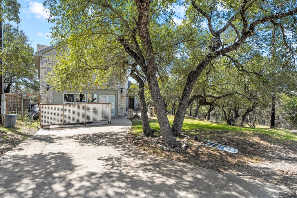 209 Lakeview Circle Spring Branch, TX 78070 - Photo 32 of 40