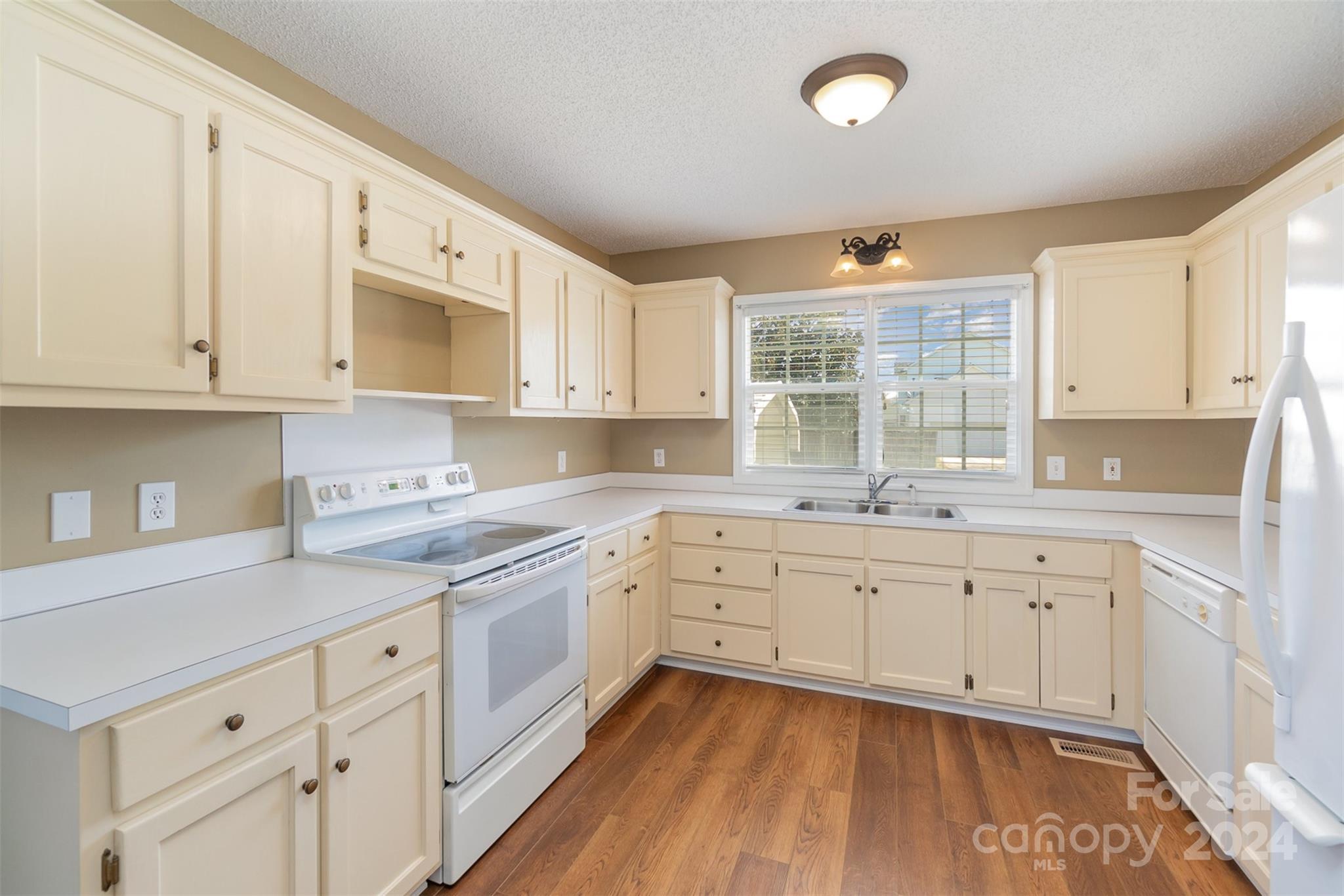 1880 Peeler Road Salisbury, NC 28146 - Photo 10 of 33 Gallery Image 10