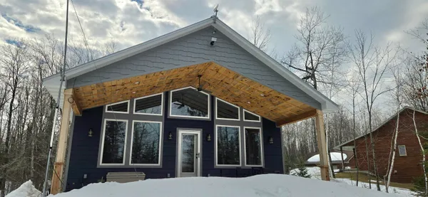 $589,900 | 3838 Bear Lake Lane, Laona, WI 54541