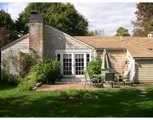 172 Country Way Scituate, MA 02066 - Photo 1 of 11 Gallery Image 1