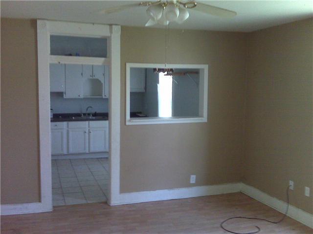 1330 Jonesville Road Columbus, IN 47201 - Photo 4 of 11 Gallery Image 4