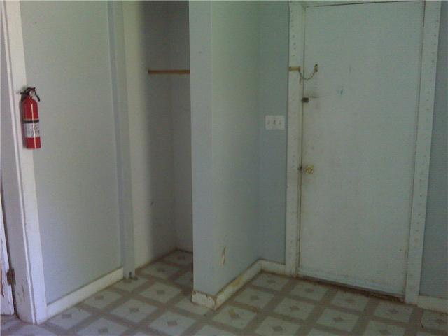 1330 Jonesville Road Columbus, IN 47201 - Photo 10 of 11 Gallery Image 10
