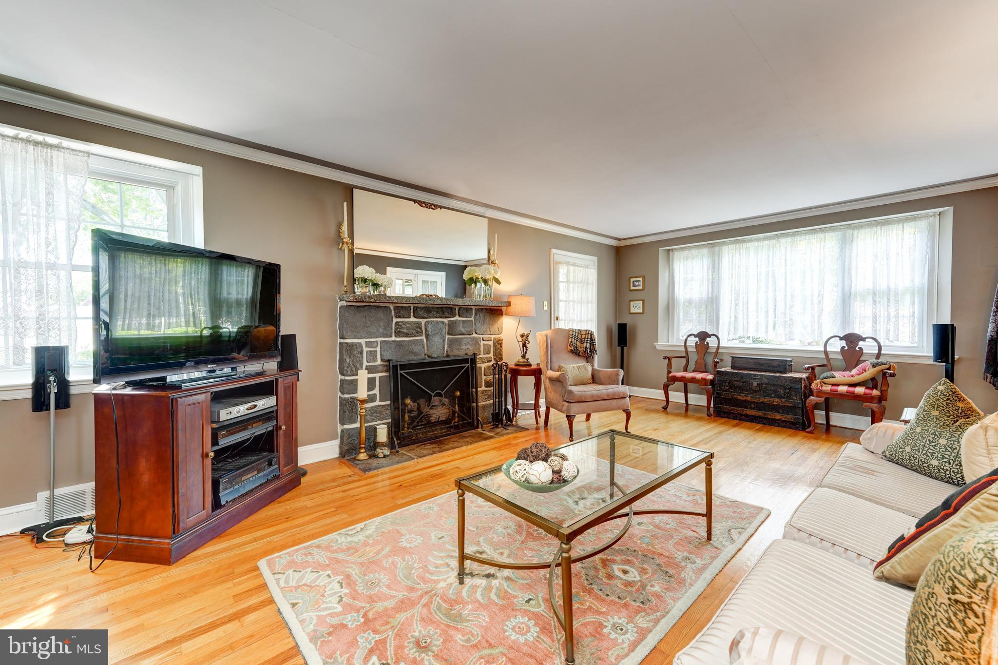 67 Ralston Avenue Havertown, PA 19083 - Photo 5 of 41 Gallery Image 5