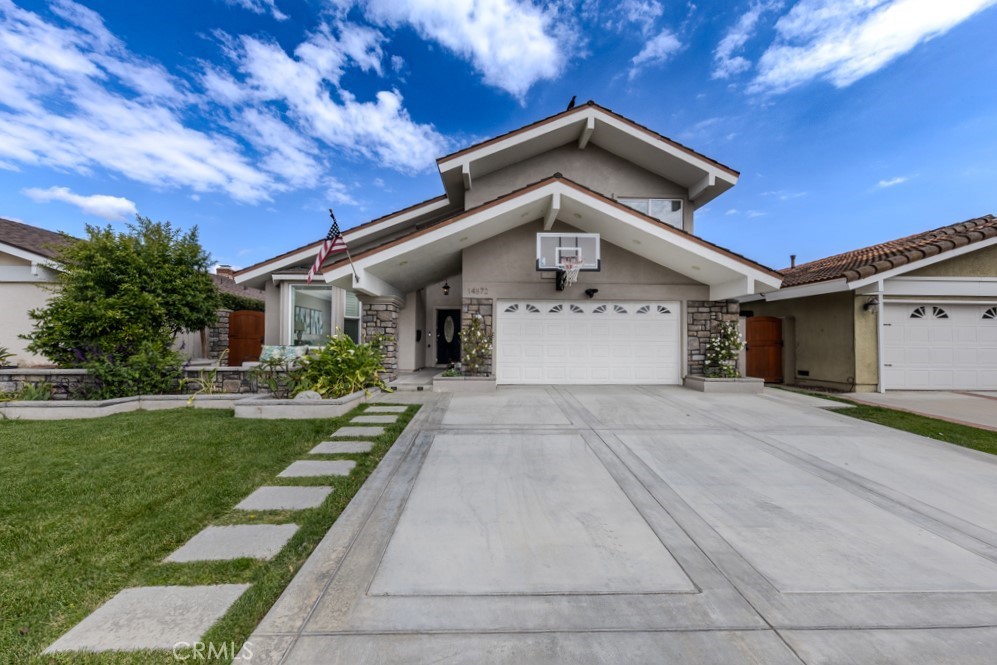 14872 Braeburn Road Tustin, CA 92780 - Photo 3 of 58