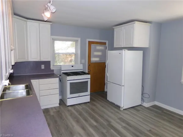 $1,395 | 716 Laurel Street, Winston-Salem, NC 27101