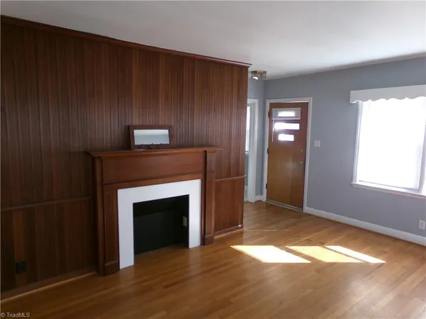 $1,395 | 716 Laurel Street, Winston-Salem, NC 27101