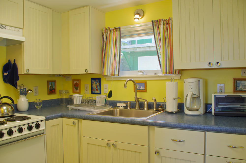 209 Hewes Point Road Islesboro, ME 04848 - Photo 10 of 12 Etcheson interior-23