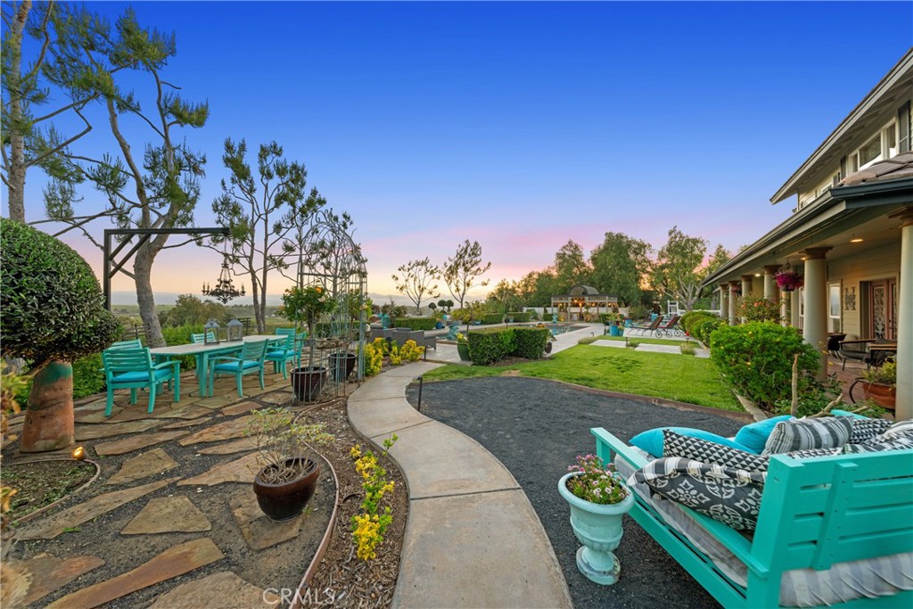 39817 Calle Cabernet Temecula, CA 92591 - Photo 22 of 75