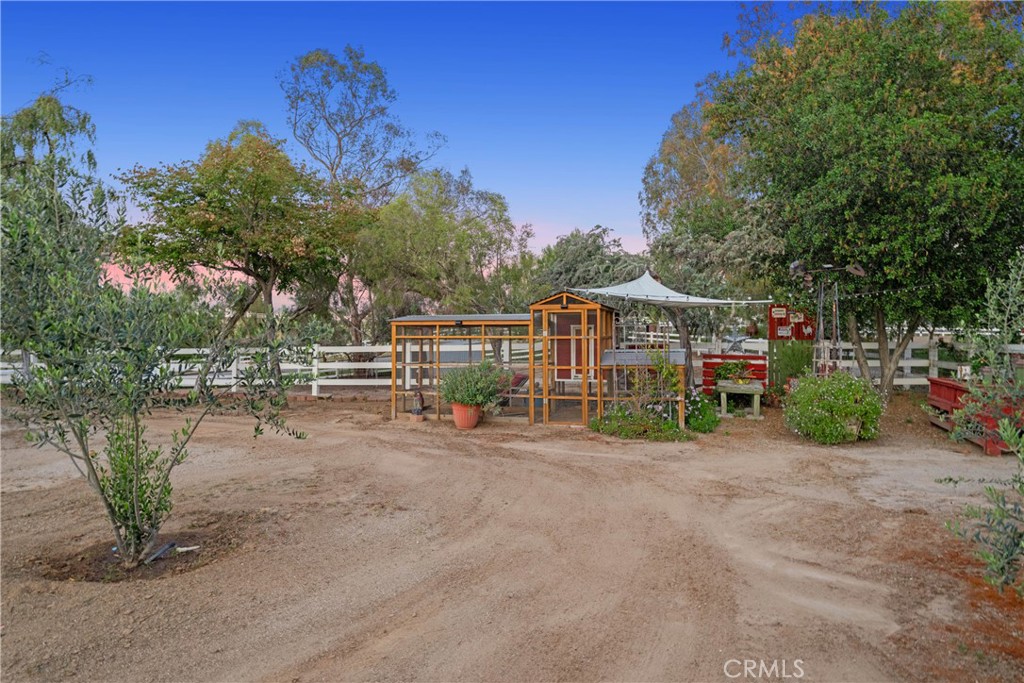 39817 Calle Cabernet Temecula, CA 92591 - Photo 38 of 75 a view of a park with iron fence