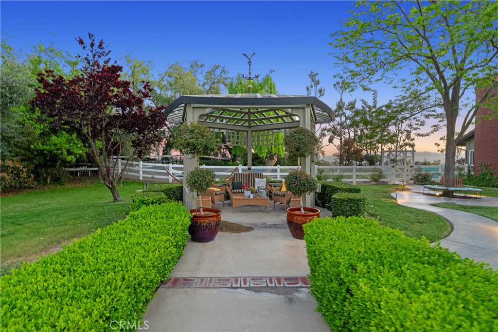 39817 Calle Cabernet Temecula, CA 92591 - Photo 42 of 75 a view of a park with large trees