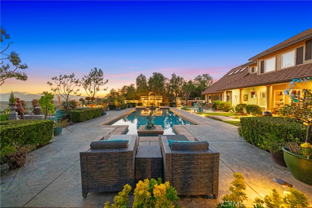 39817 Calle Cabernet Temecula, CA 92591 - Photo 5 of 75