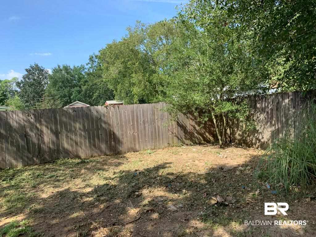 150 Pennbrooke Loop Foley, AL 36535 - Photo 3 of 32
