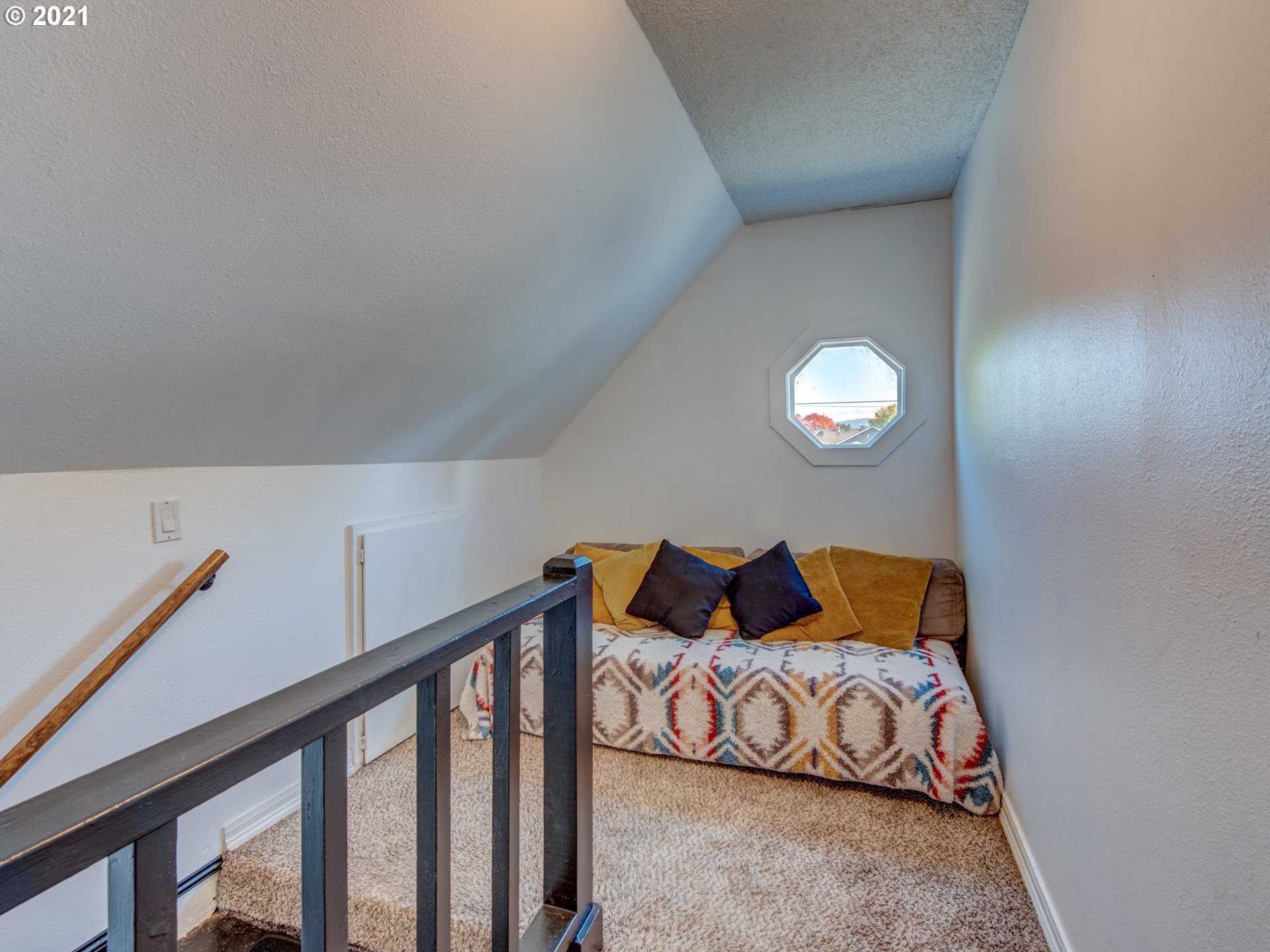 580 54th Street Springfield, OR 97478 - Photo 20 of 31 a bedroom with bed and a window