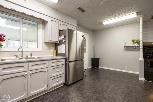 $270,000 | 222 County Road 50 North, Fillmore, IN 46128