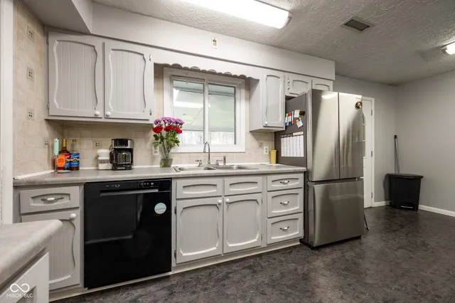 $270,000 | 222 County Road 50 North, Fillmore, IN 46128