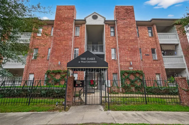 $150,000 | 4041 Drake Street, Unit 118, Houston, TX 77005