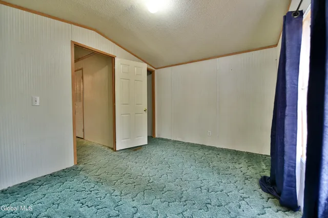 $150,000 | 2868 Highway 29, Middle Grove, NY 12850